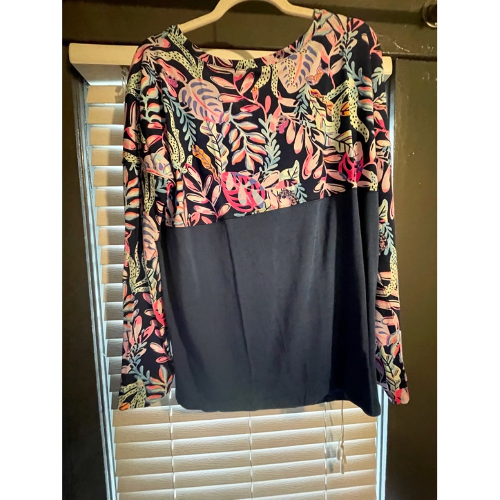 Lilly Pulitzer NWT Finn Top - Size L